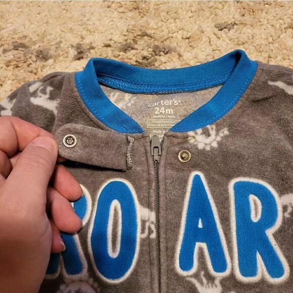 Carter's boy bundle of 2 fleece one piece footie sleepers - Picture 4 of 16